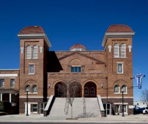 Sixteenth-Street-Facade